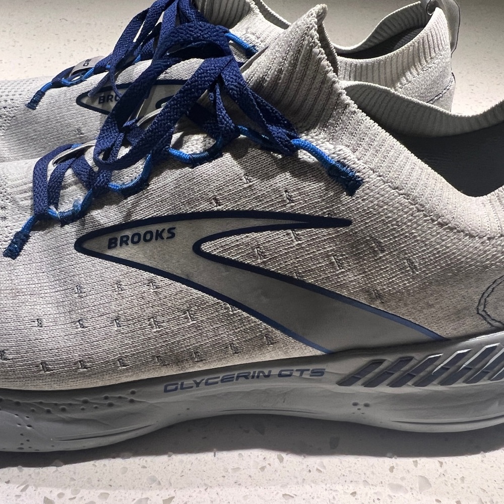Brooks Glycerin GTS 20 Gray and Blue Athletic Shoes - Picture 4 of 6
